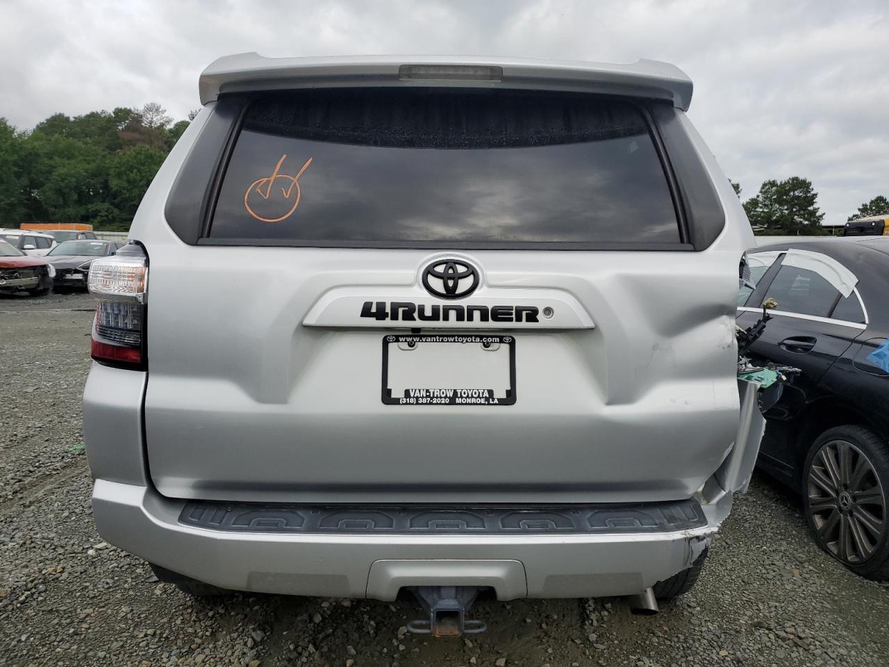 2019 Toyota 4Runner Sr5 vin: JTEZU5JR7K5199216