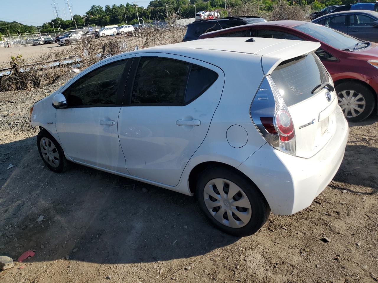 JTDKDTB30E1565095 2014 Toyota Prius C