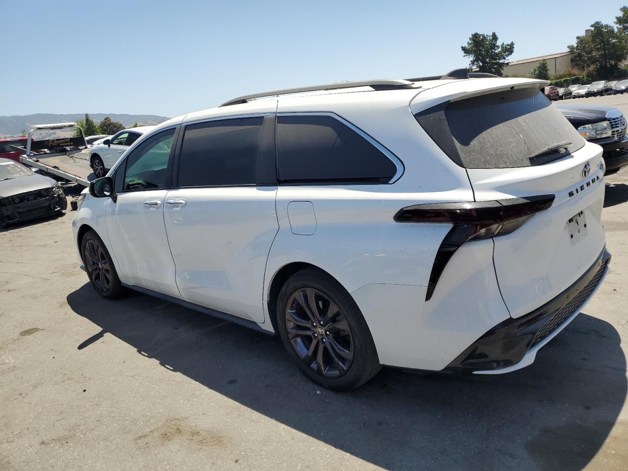 5TDDRKEC7MS055909 2021 Toyota Sienna Xse