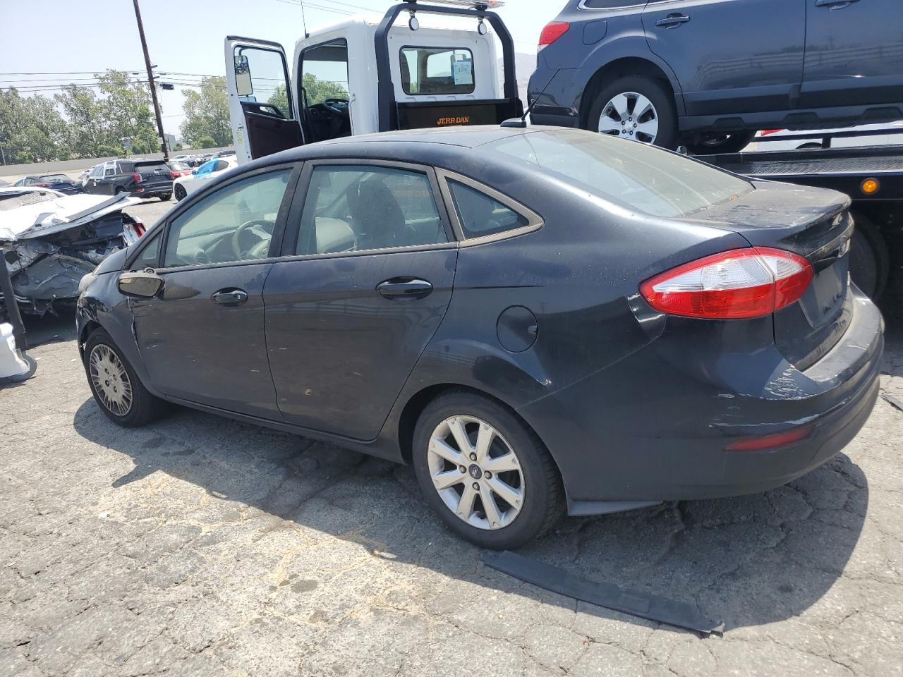 3FADP4AJXFM123747 2015 Ford Fiesta S