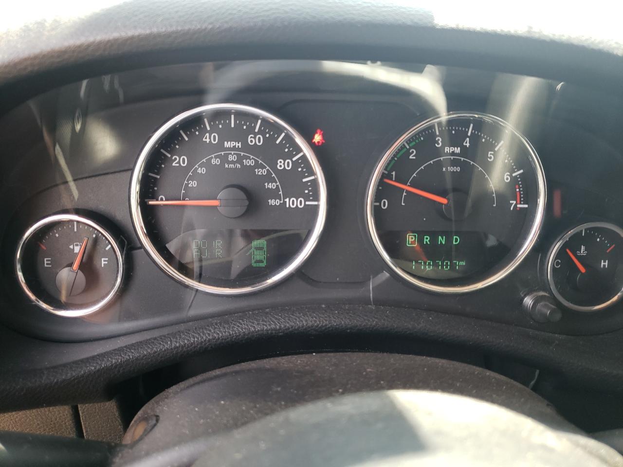 1C4BJWEG9FL558970 2015 Jeep Wrangler Unlimited Sahara