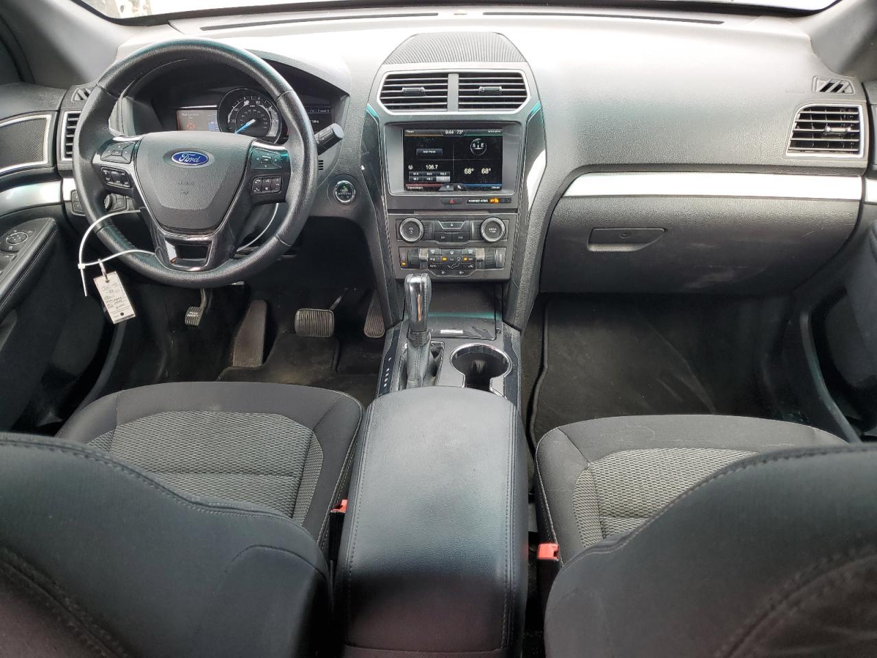 1FM5K8DH8GGB05686 2016 Ford Explorer Xlt