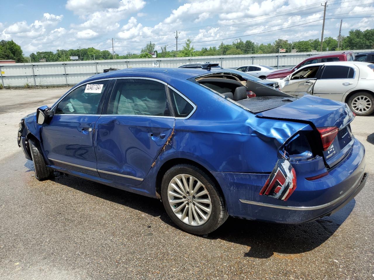 2017 Volkswagen Passat Se vin: 1VWBT7A3XHC061476