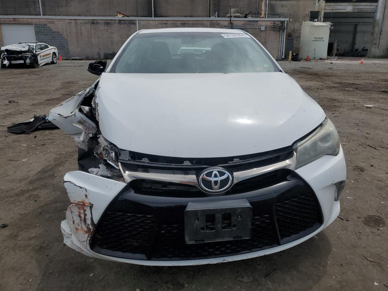 4T1BF1FK6GU176085 2016 Toyota Camry Le