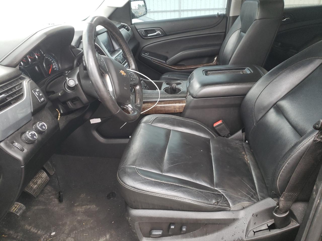 1GNSKBKC2KR144869 2019 Chevrolet Tahoe K1500 Lt