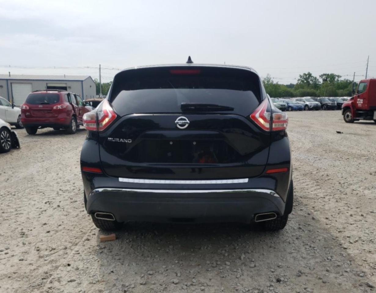 2018 Nissan Murano S vin: 5N1AZ2MG2JN153282