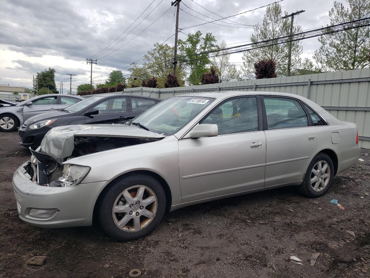 4T1BF28B7YU015507 2000 Toyota Avalon Xl