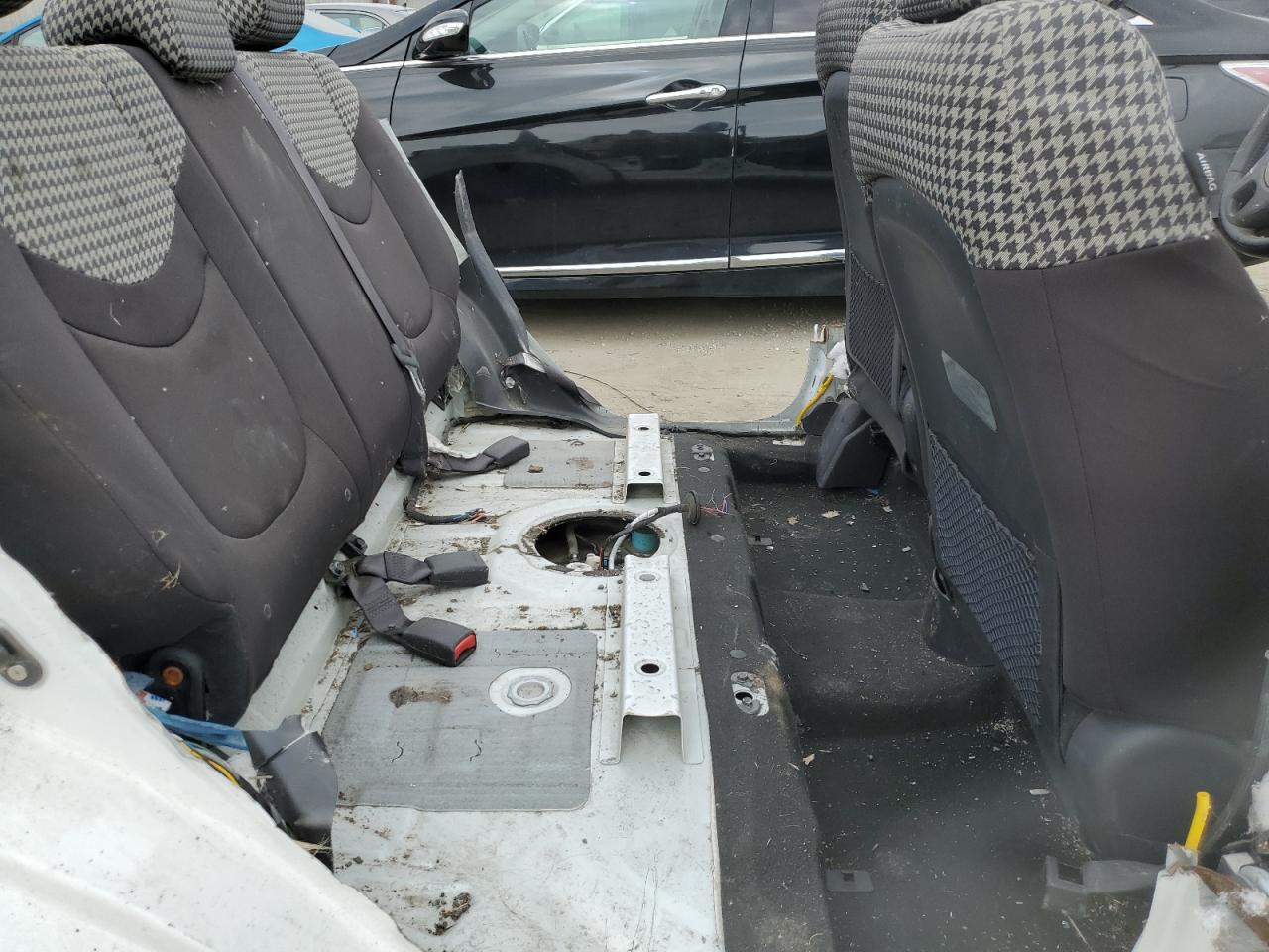 KNDJT2A64D7536408 2013 Kia Soul +