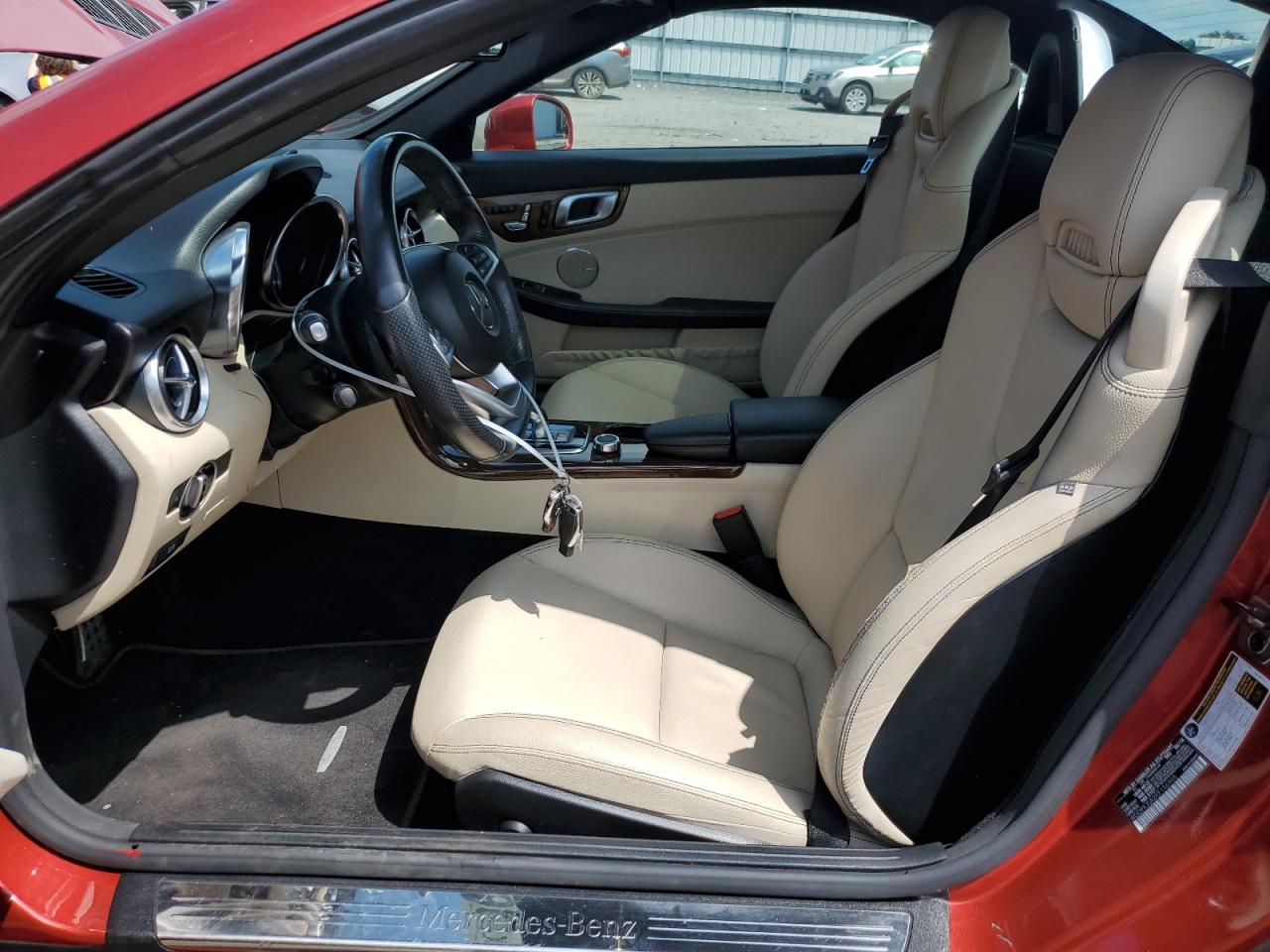 WDDPK3JA2KF156905 2019 Mercedes-Benz Slc 300