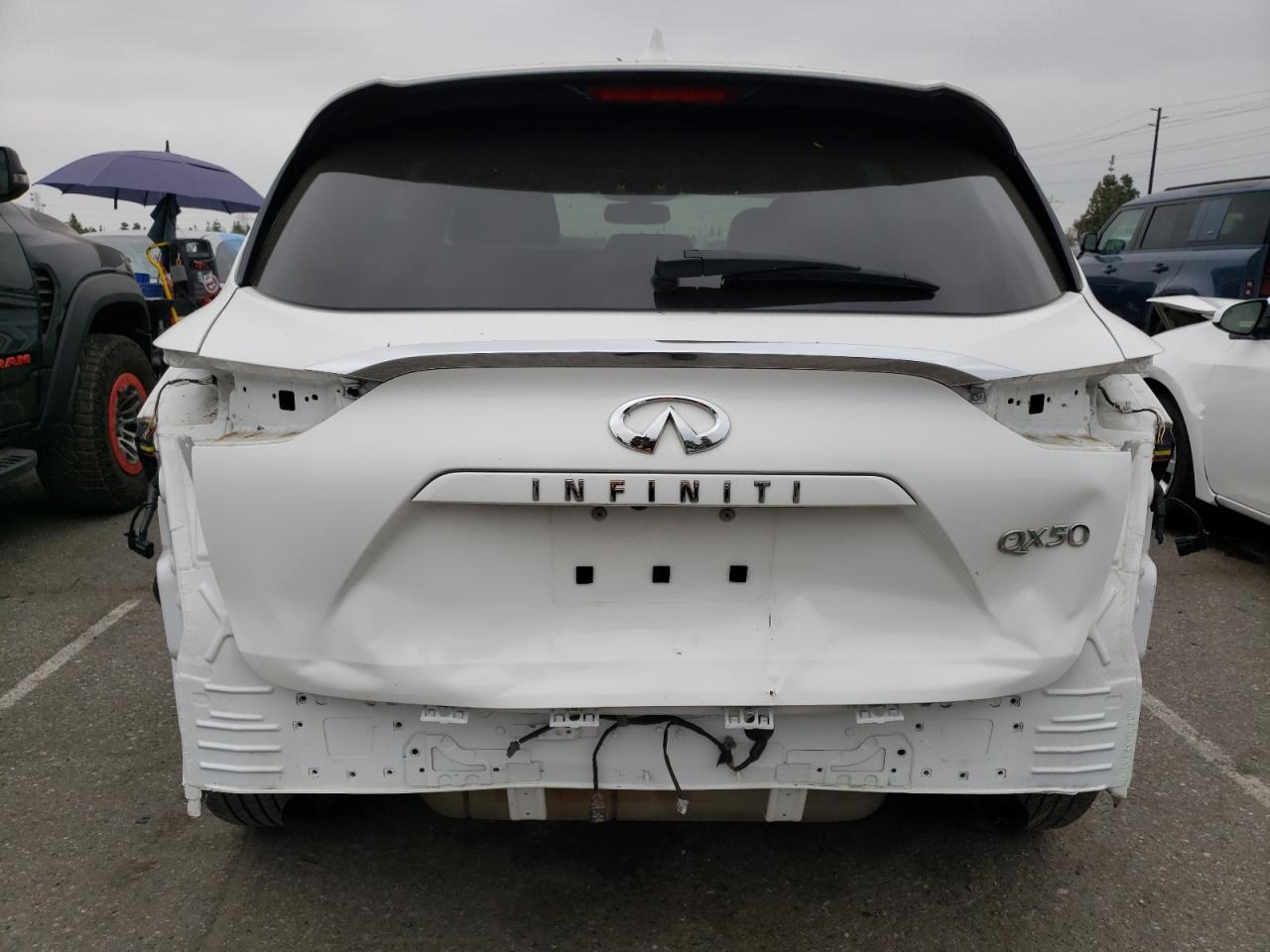 3PCAJ5M14KF120051 2019 Infiniti Qx50 Essential