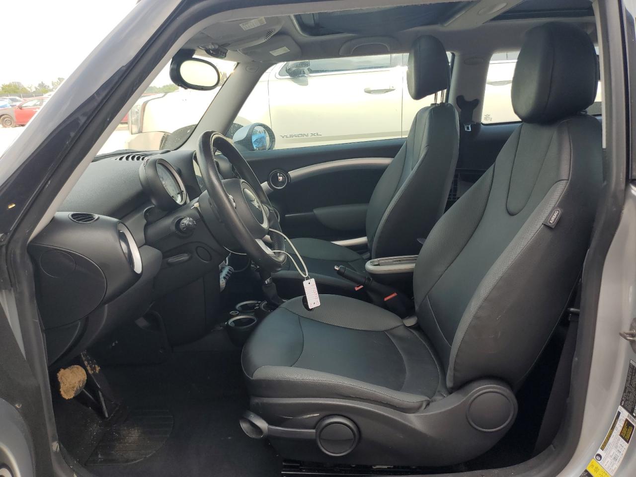 WMWMF33549TW79188 2009 Mini Cooper