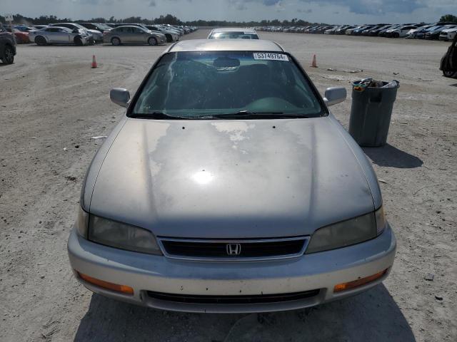 1996 Honda Accord Lx VIN: 1HGCD7232TA022812 Lot: 53749764