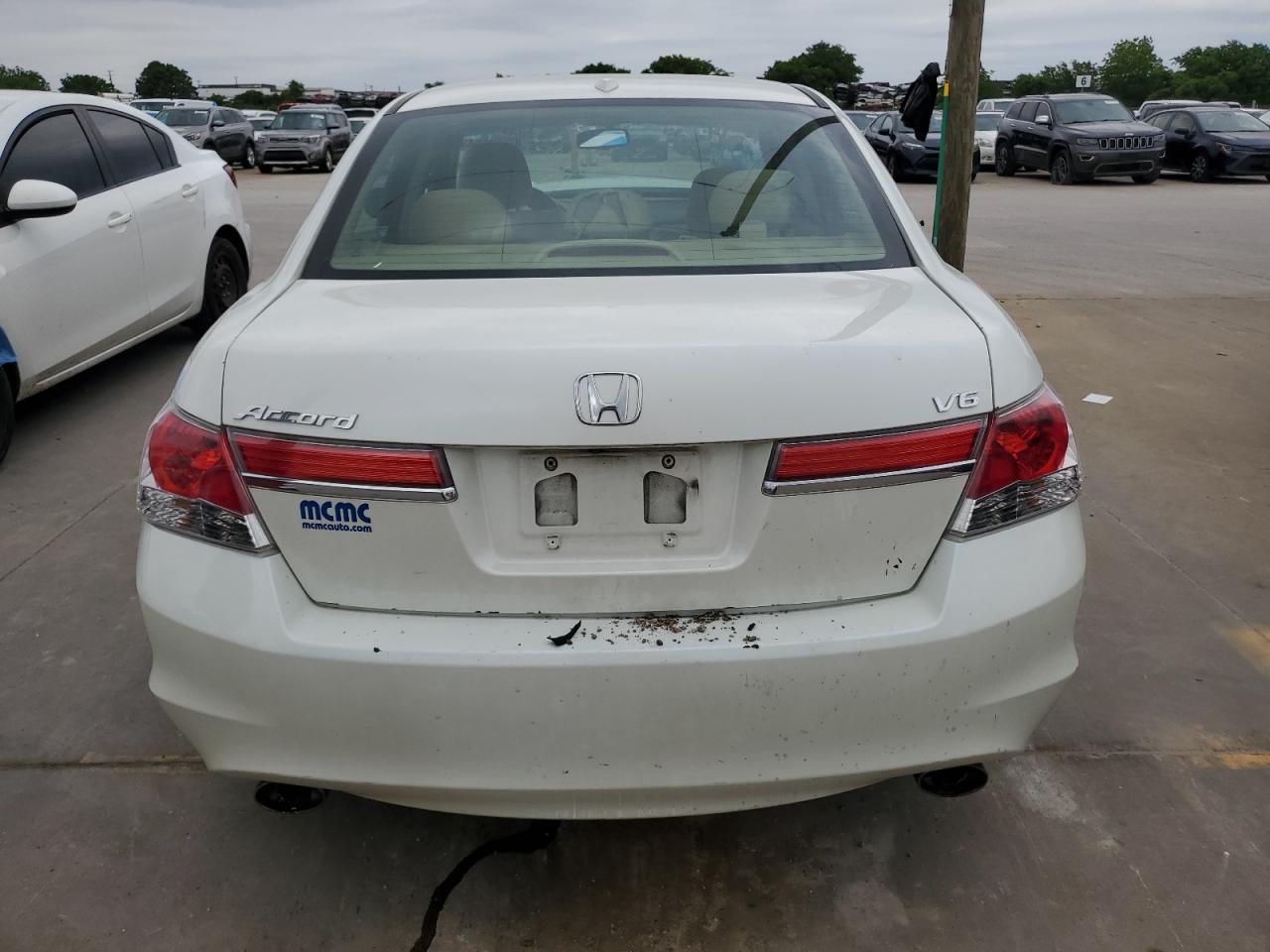 1HGCP3F82BA006596 2011 Honda Accord Exl