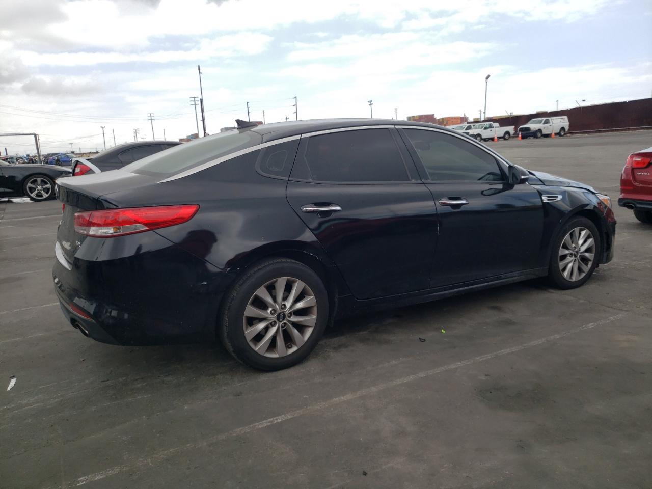 2016 Kia Optima Ex vin: 5XXGU4L39GG095506