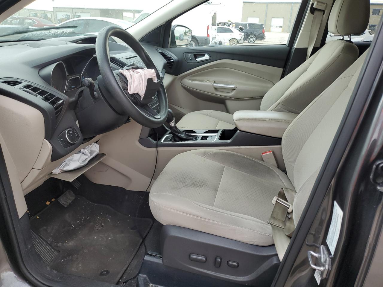 1FMCU0GD7HUA54681 2017 Ford Escape Se