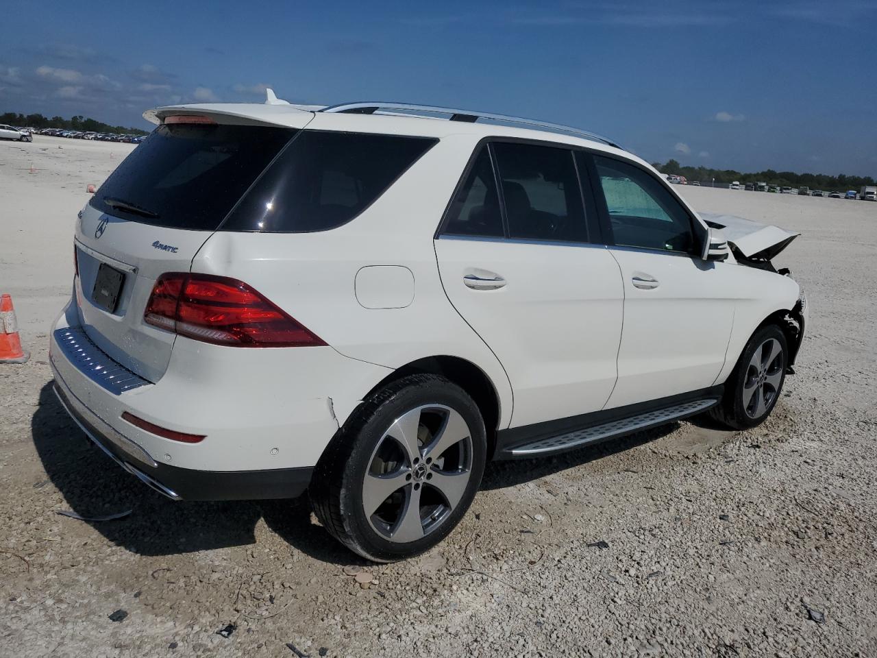 4JGDA5HB3HA958911 2017 Mercedes-Benz Gle 350 4Matic