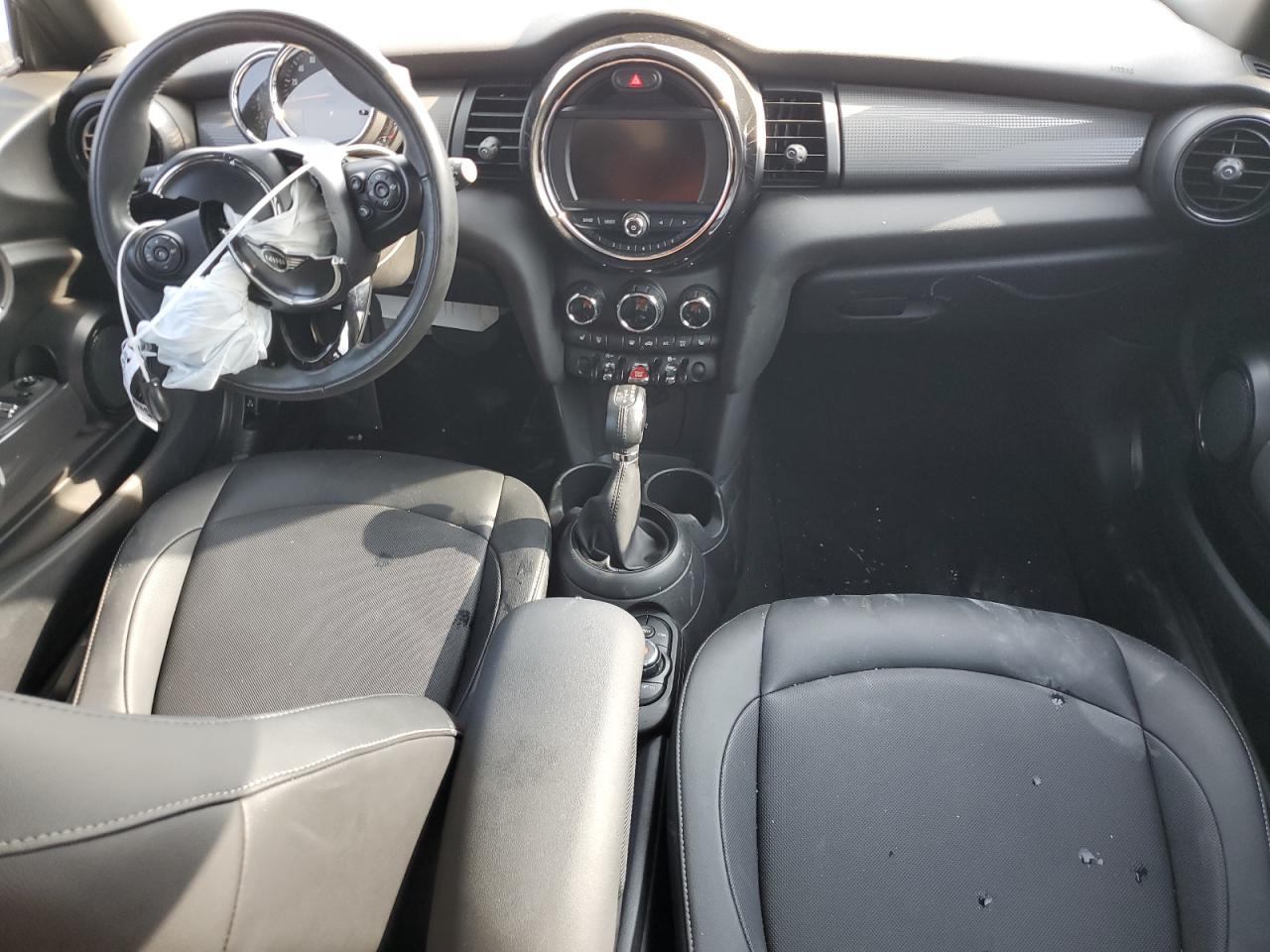 WMWXP5C57K2L15963 2019 Mini Cooper