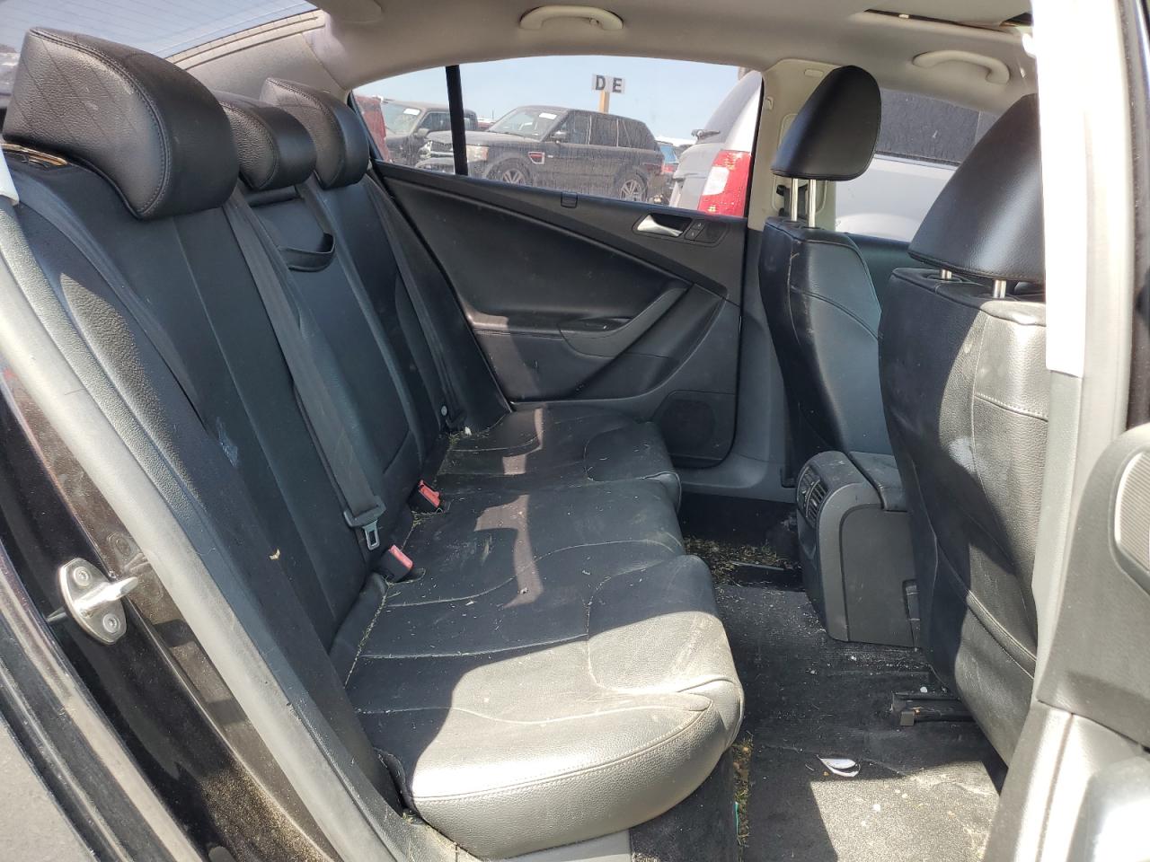 WVWJK73CX9P054214 2009 Volkswagen Passat Turbo