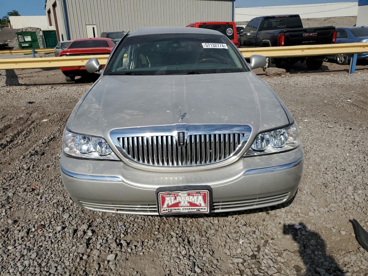 2LNHM82V18X657610 2008 Lincoln Town Car Signature Limited