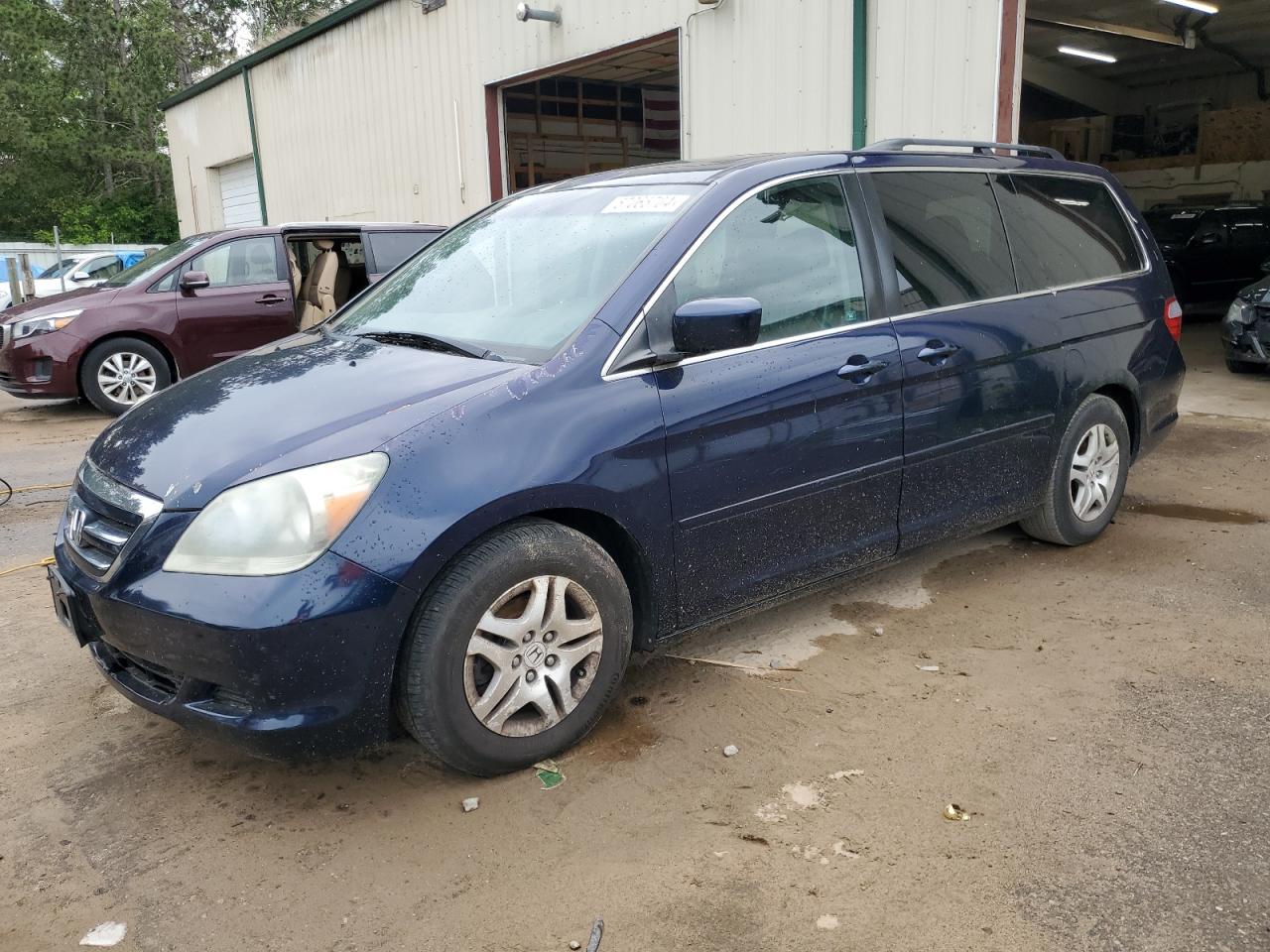 5FNRL38717B116725 2007 Honda Odyssey Exl