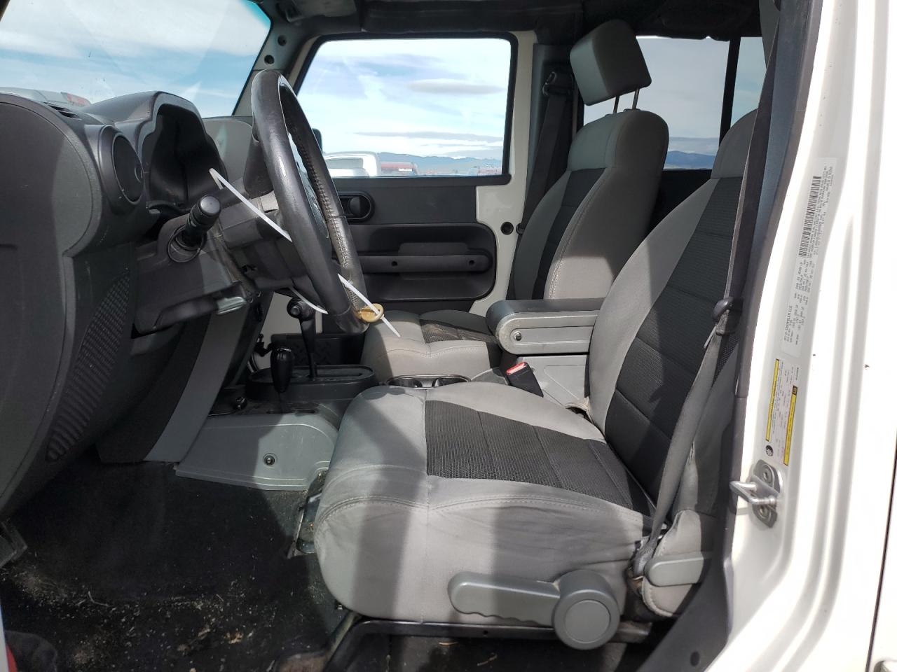 1J4GA39148L623828 2008 Jeep Wrangler Unlimited X