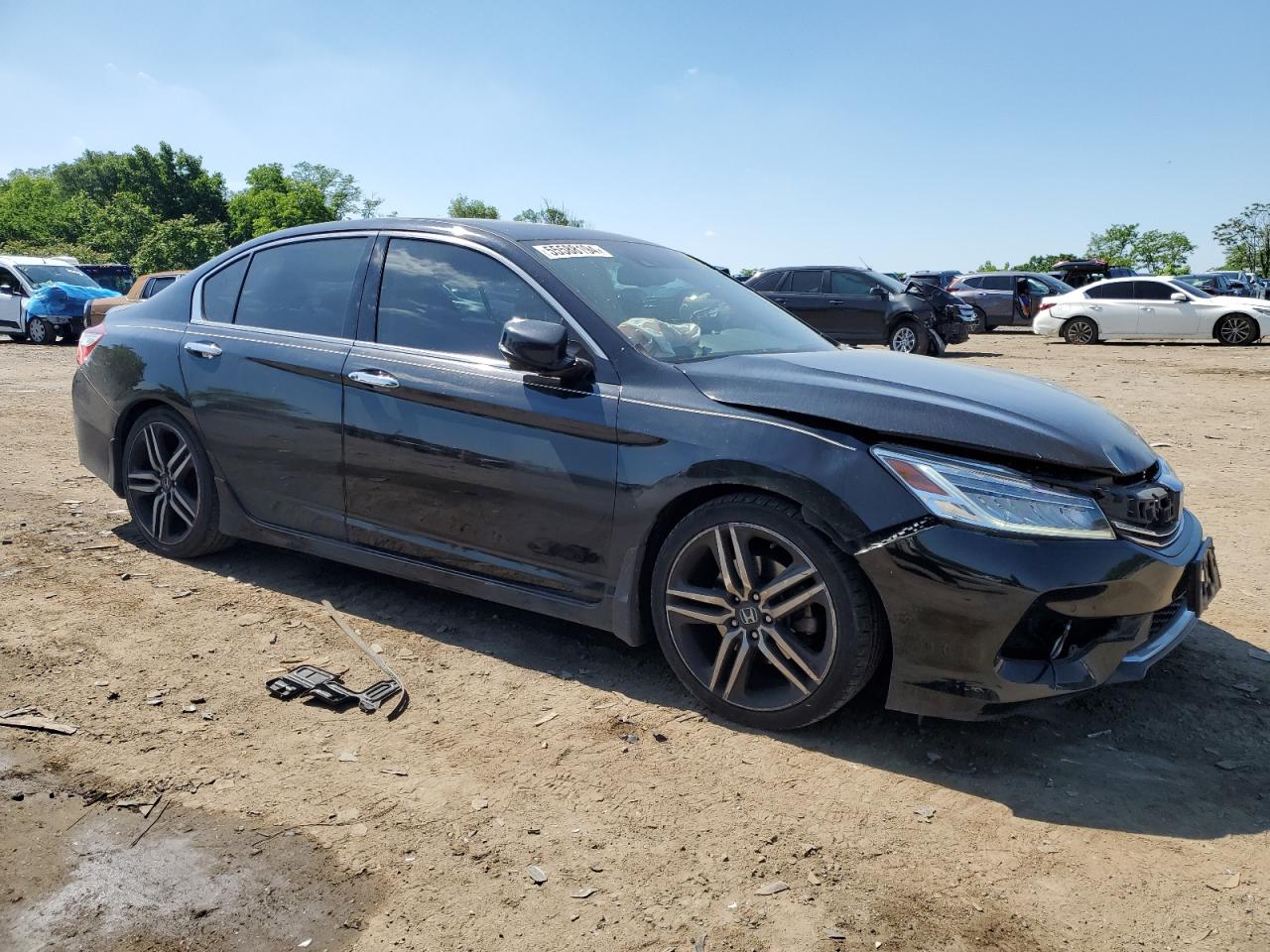 1HGCR3F9XHA022363 2017 Honda Accord Touring