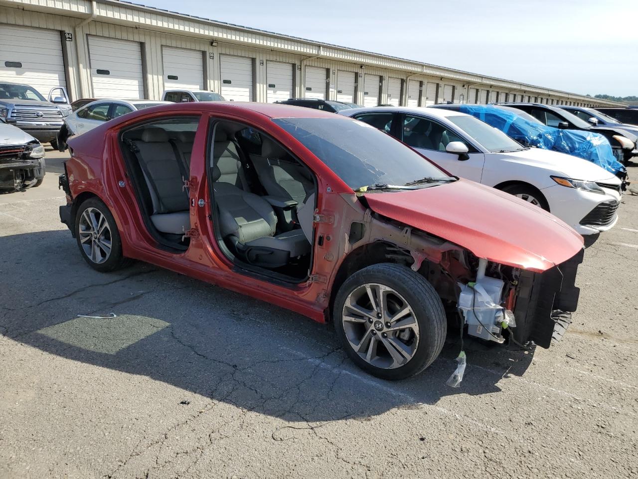 Lot #2650106040 2017 HYUNDAI ELANTRA SE