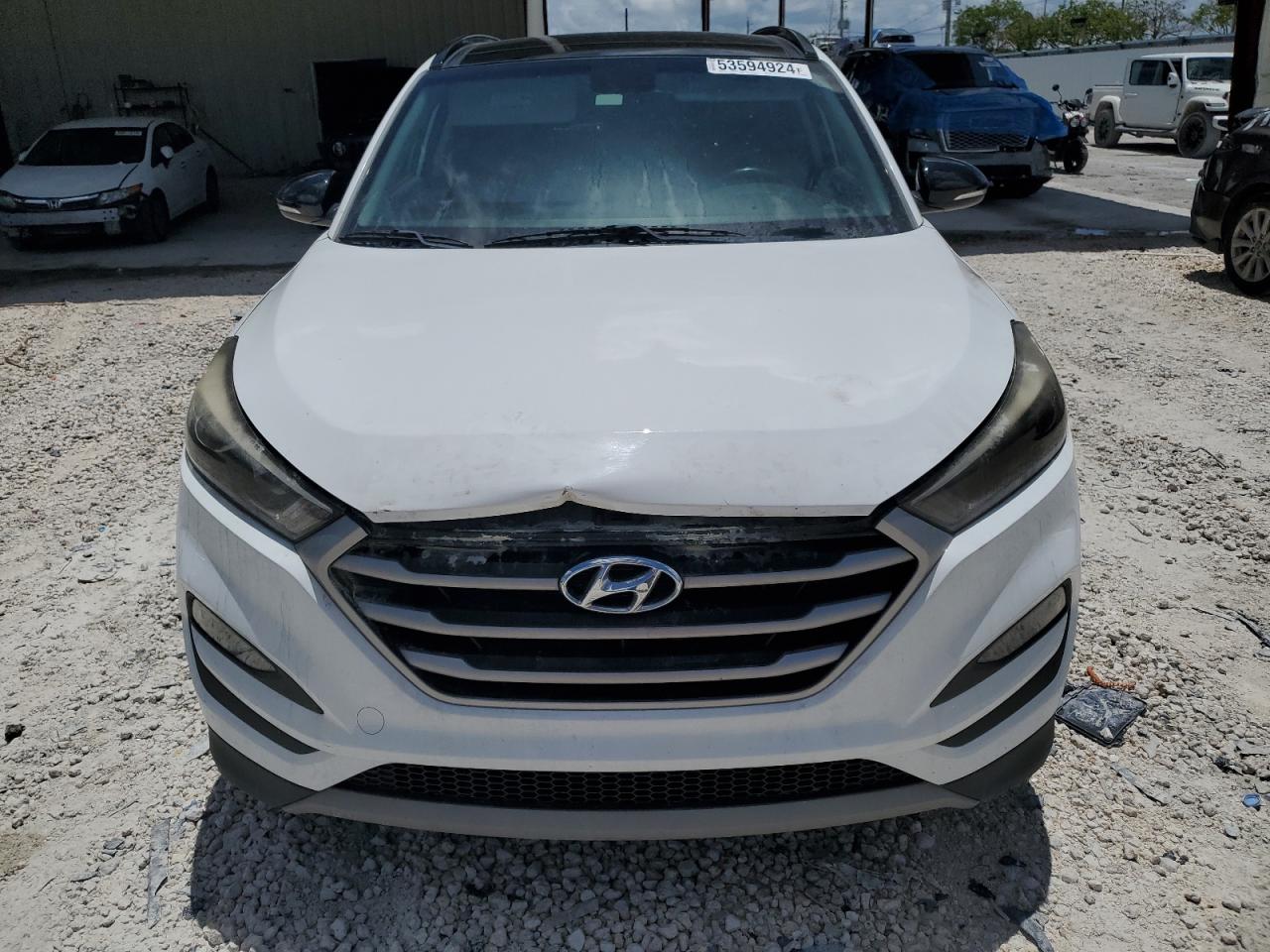 KM8J33A20HU536766 2017 Hyundai Tucson Limited