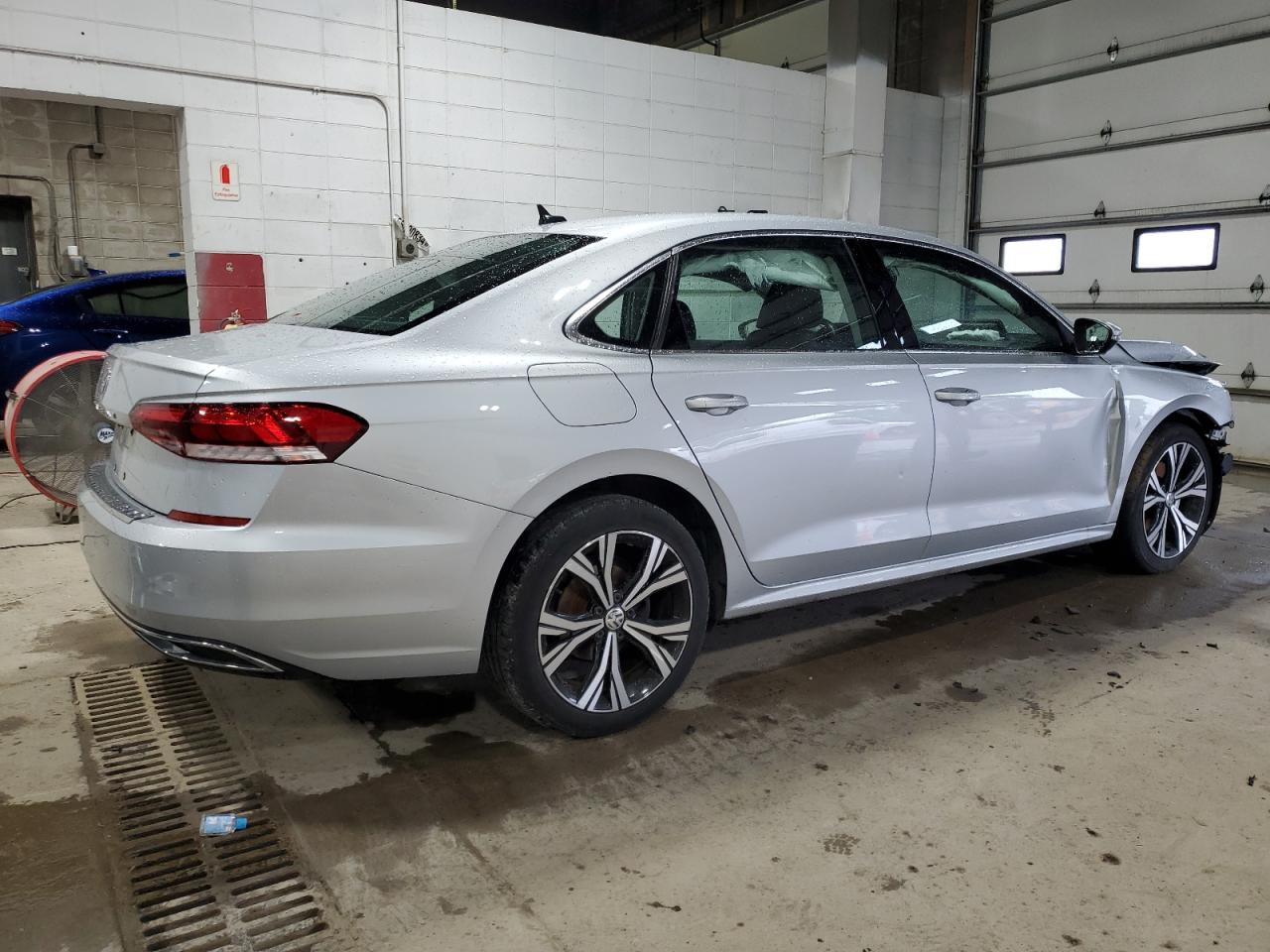 2021 Volkswagen Passat Se vin: 1VWSA7A31MC012621