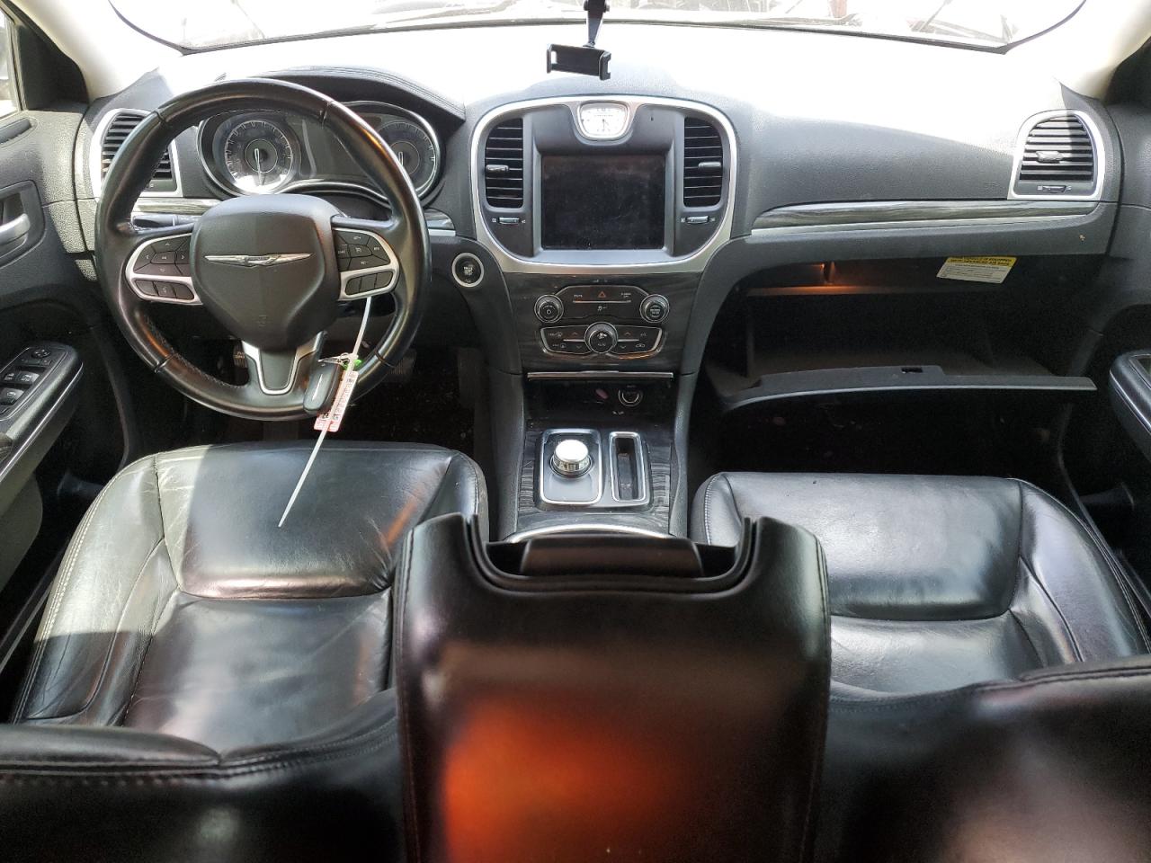 2C3CCAAG7JH262430 2018 Chrysler 300 Touring