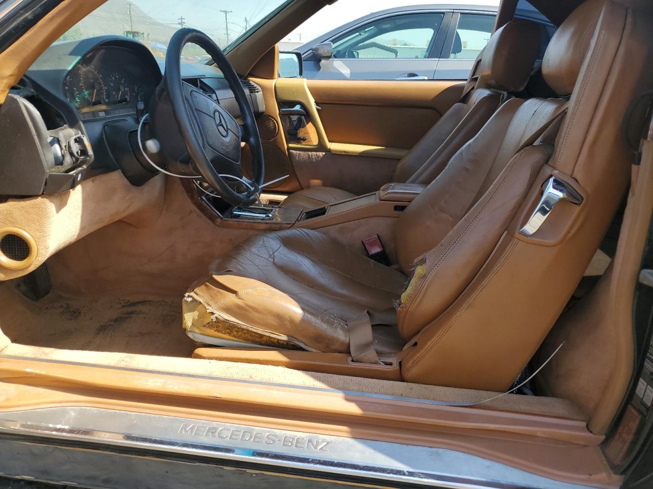 WDBFA66E9NF058964 1992 Mercedes-Benz 500 Sl