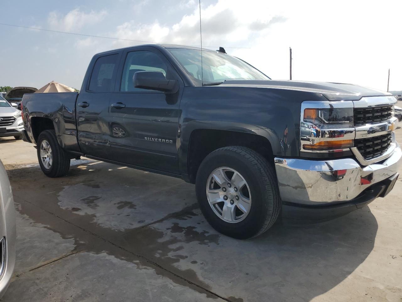 2GCVKPECXK1111352 2019 Chevrolet Silverado Ld K1500 Lt