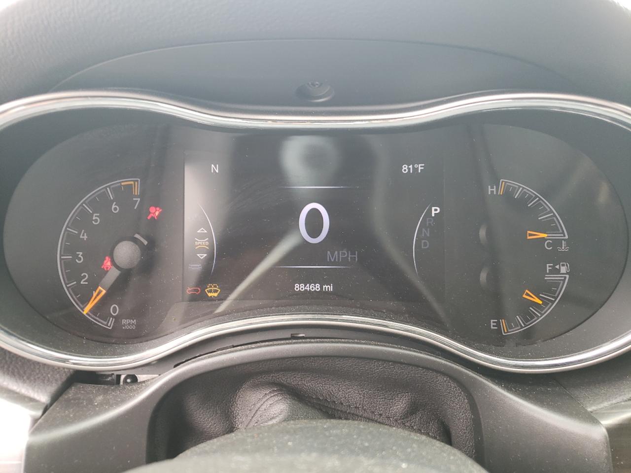 1C4RJEAG7KC851839 2019 Jeep Grand Cherokee Laredo