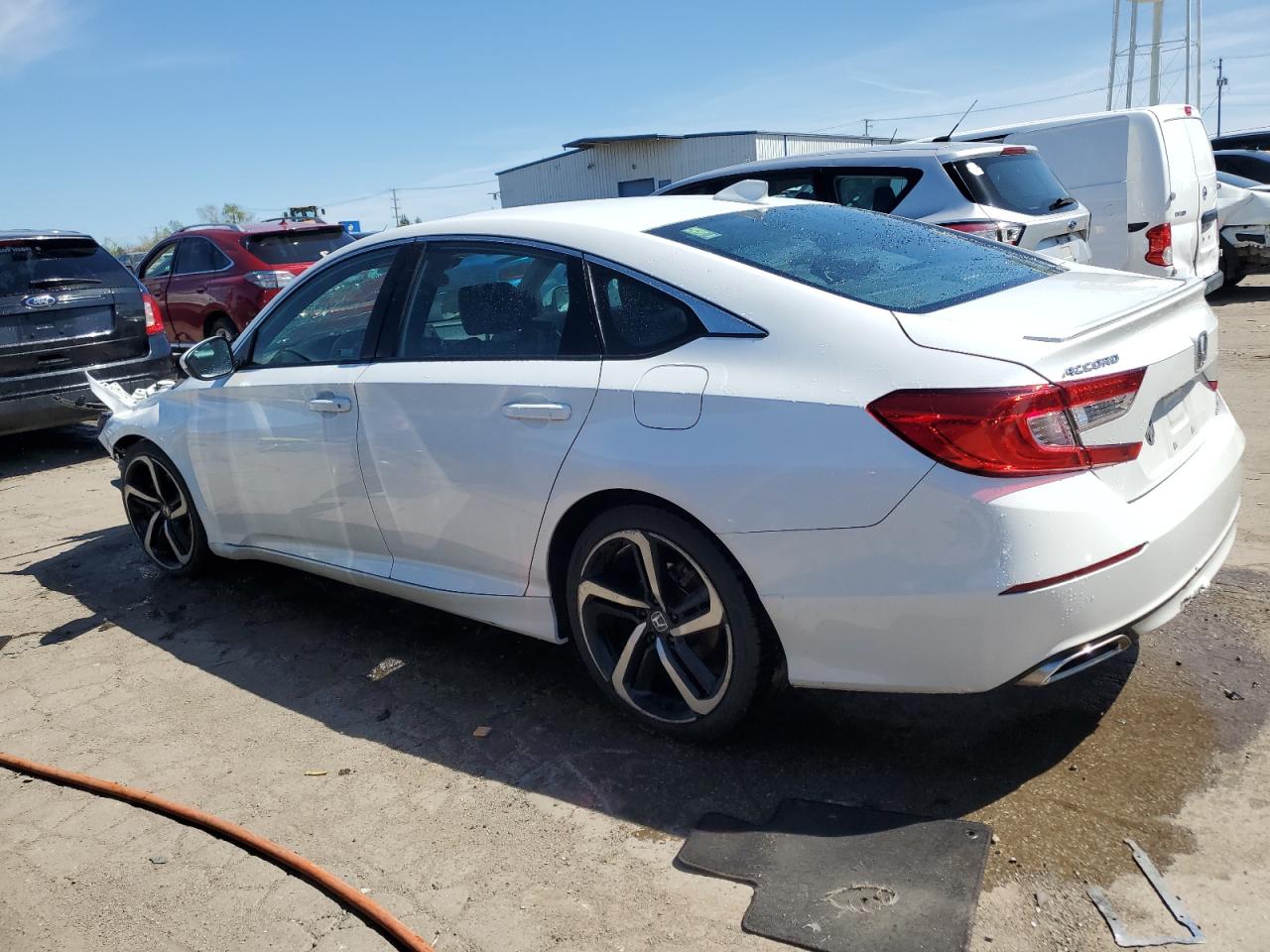 1HGCV2F3XJA053121 2018 Honda Accord Sport