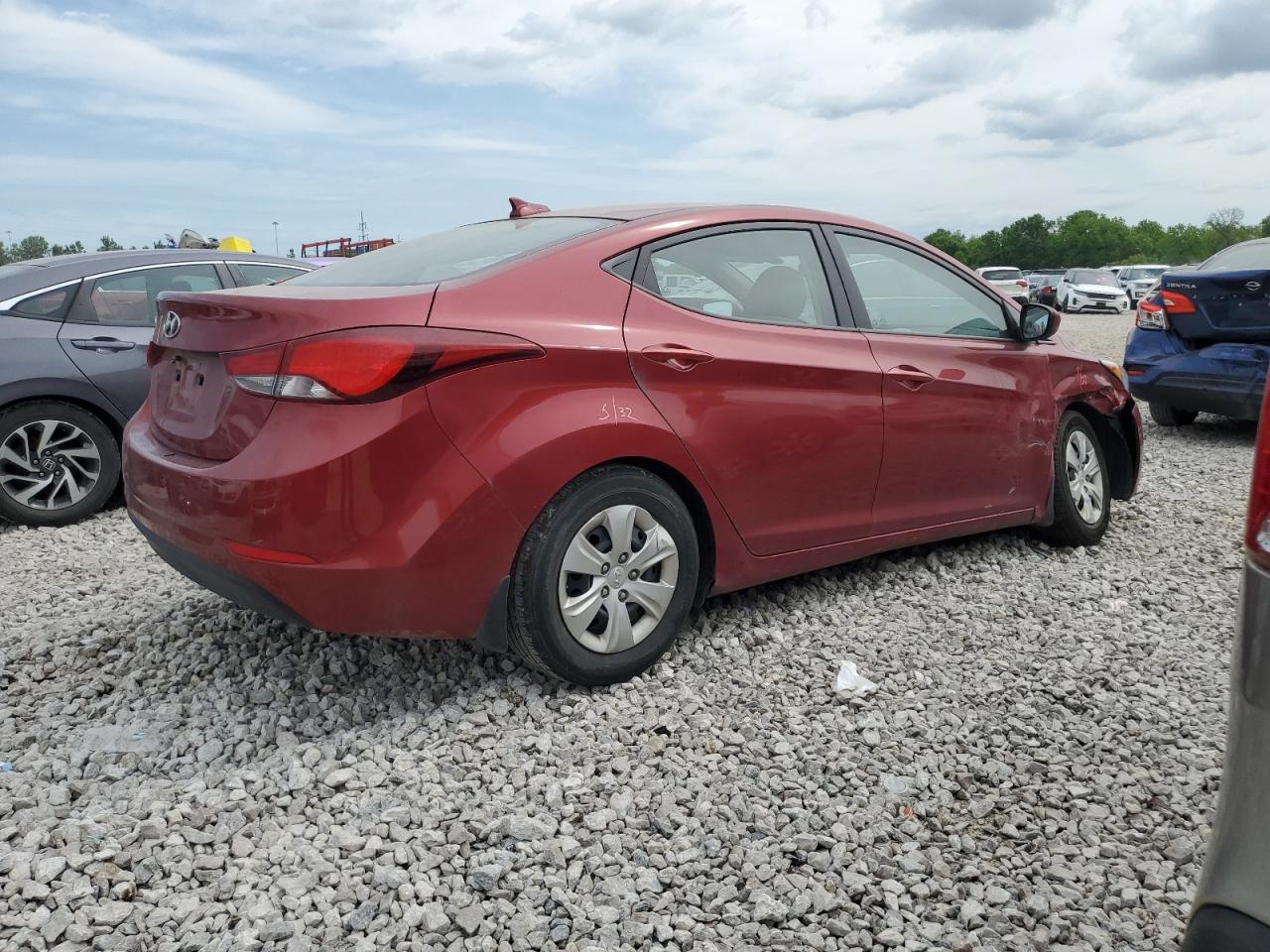 2016 Hyundai Elantra Se vin: 5NPDH4AE9GH796546