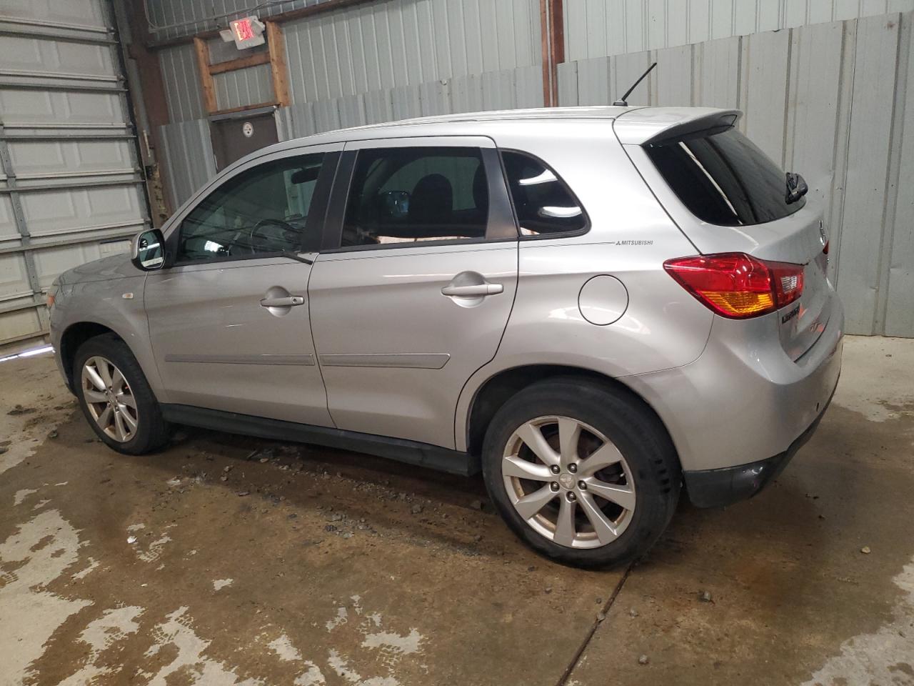 4A4AR3AU9FE004288 2015 Mitsubishi Outlander Sport Es