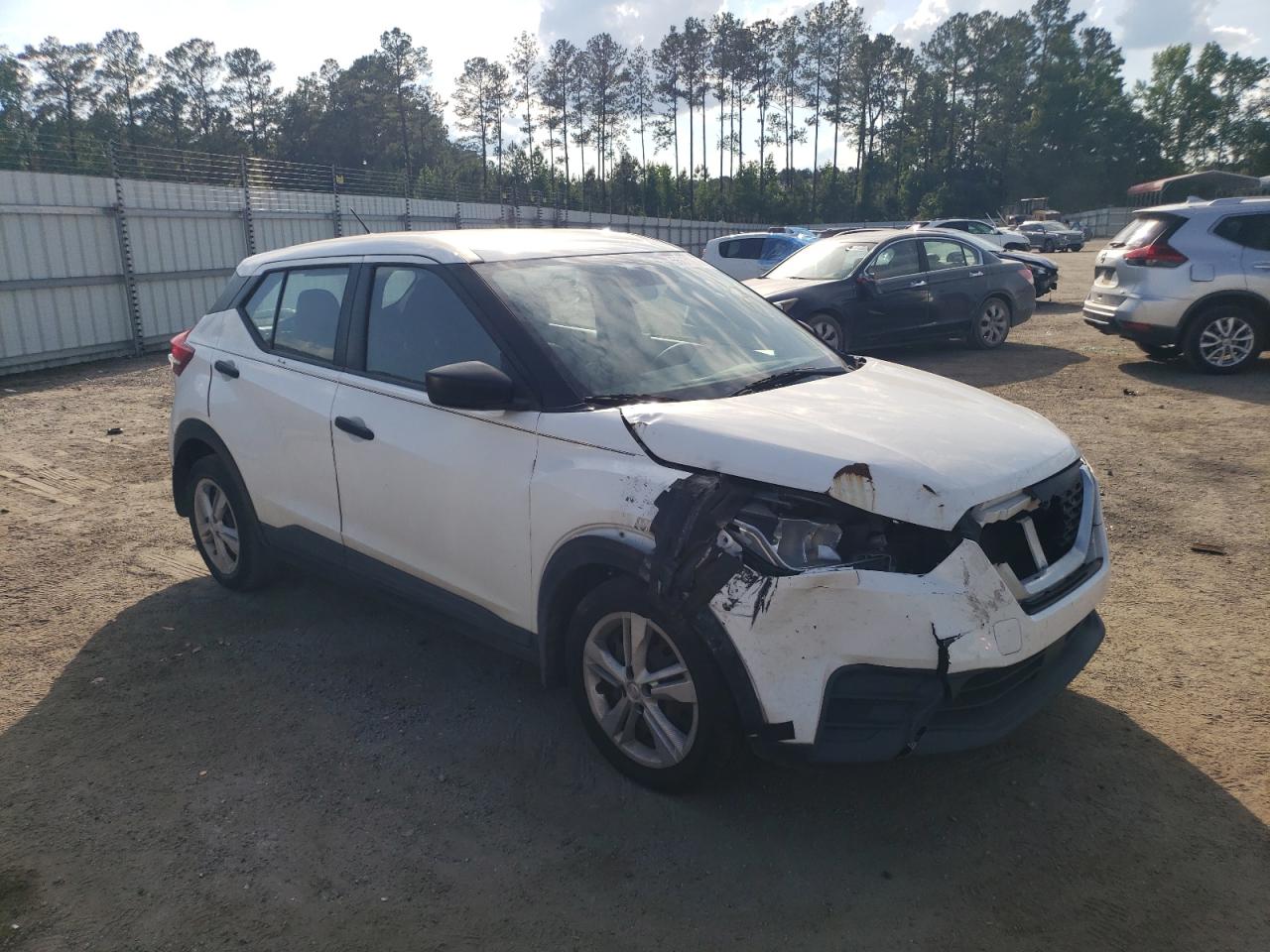 Lot #2974524488 2020 NISSAN KICKS S