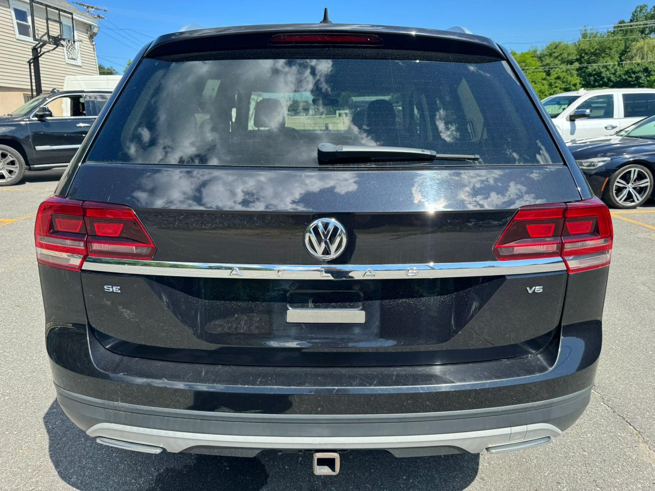 2019 Volkswagen Atlas Se vin: 1V2WR2CAXKC536924