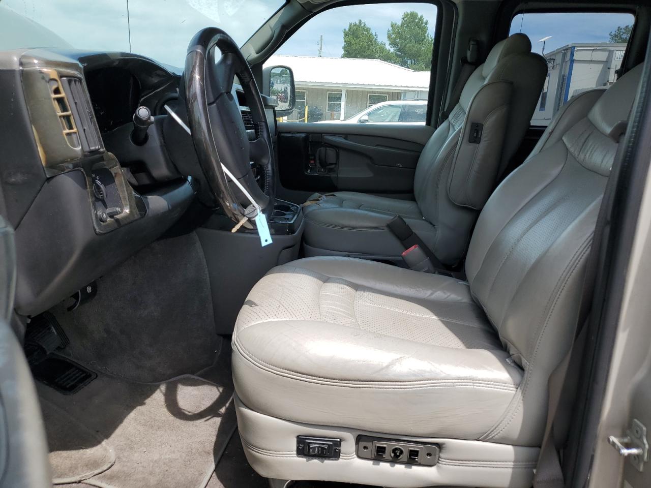 1GBFG15T451155316 2005 Chevrolet Express G1500