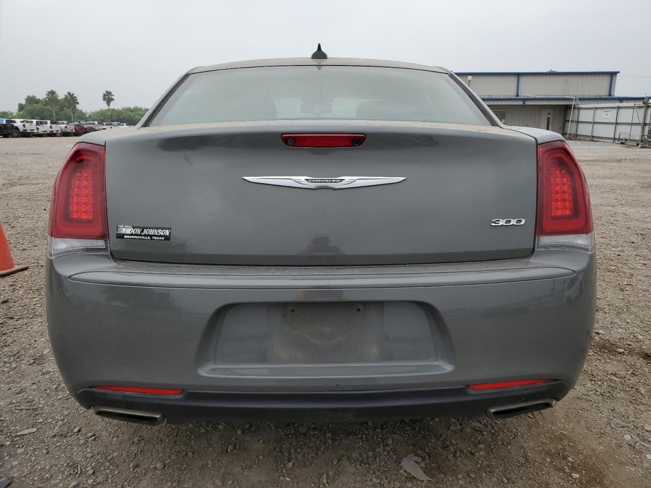 2C3CCAAG4KH614235 2019 Chrysler 300 Touring