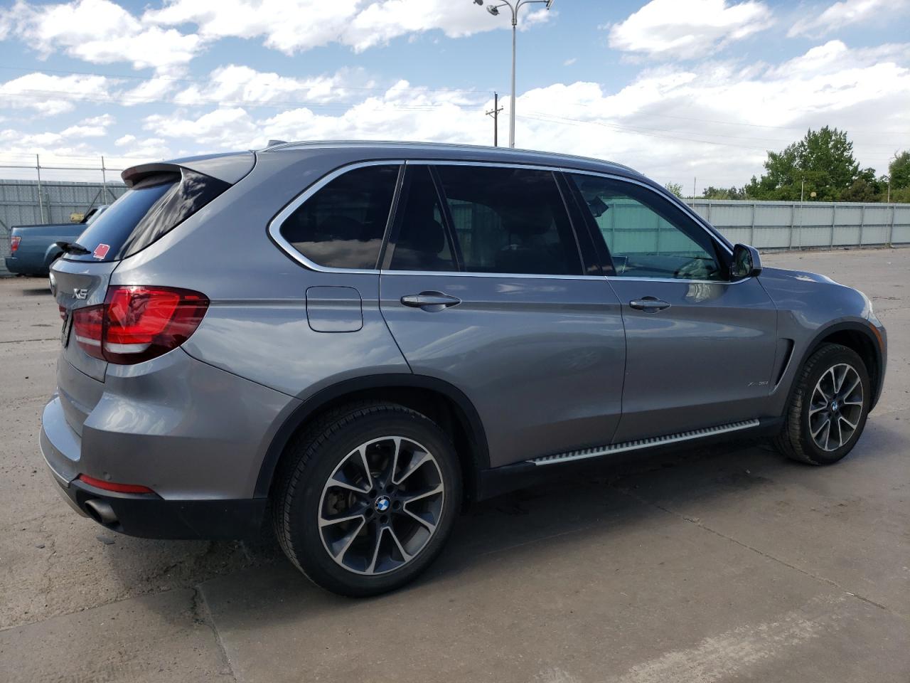 2016 BMW X5 xDrive35I vin: 5UXKR0C54G0P33831