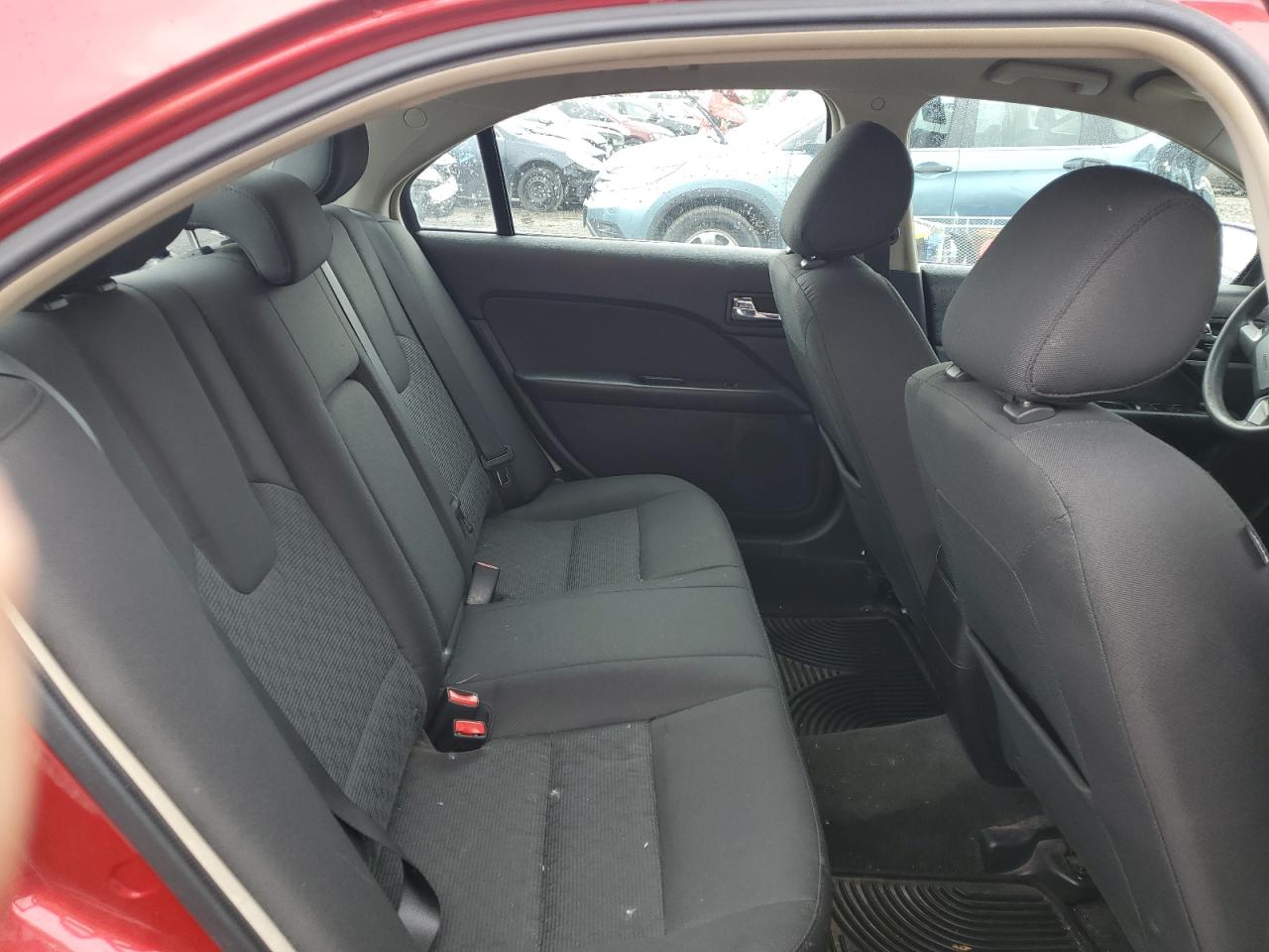 3FAHP0HA4BR224618 2011 Ford Fusion Se