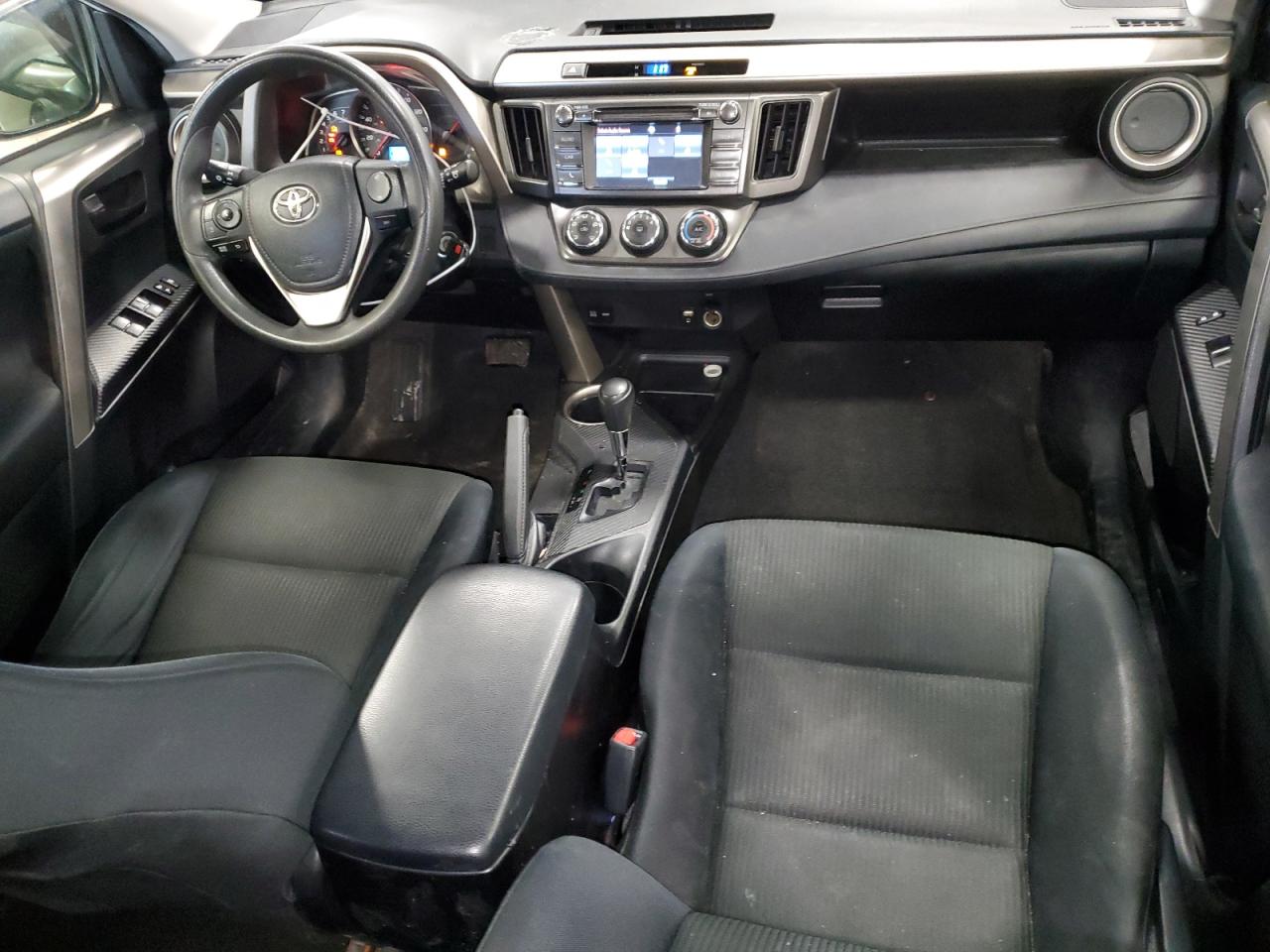 JTMZFREV3FD046485 2015 Toyota Rav4 Le