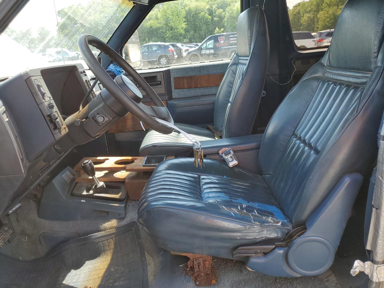 1GNCT18R3J8129390 1988 Chevrolet Blazer S10