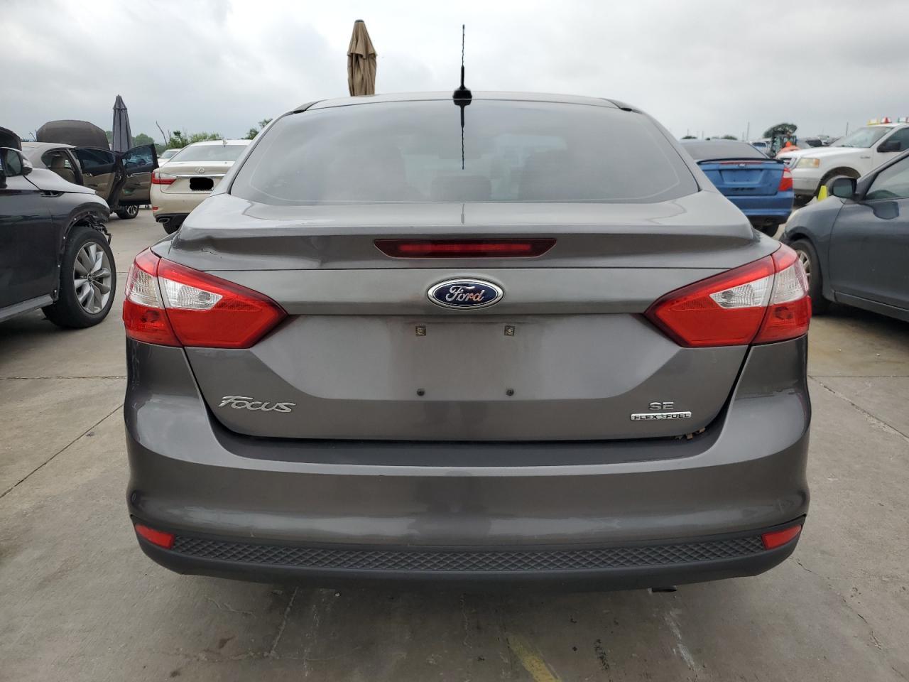 1FADP3F25EL208572 2014 Ford Focus Se