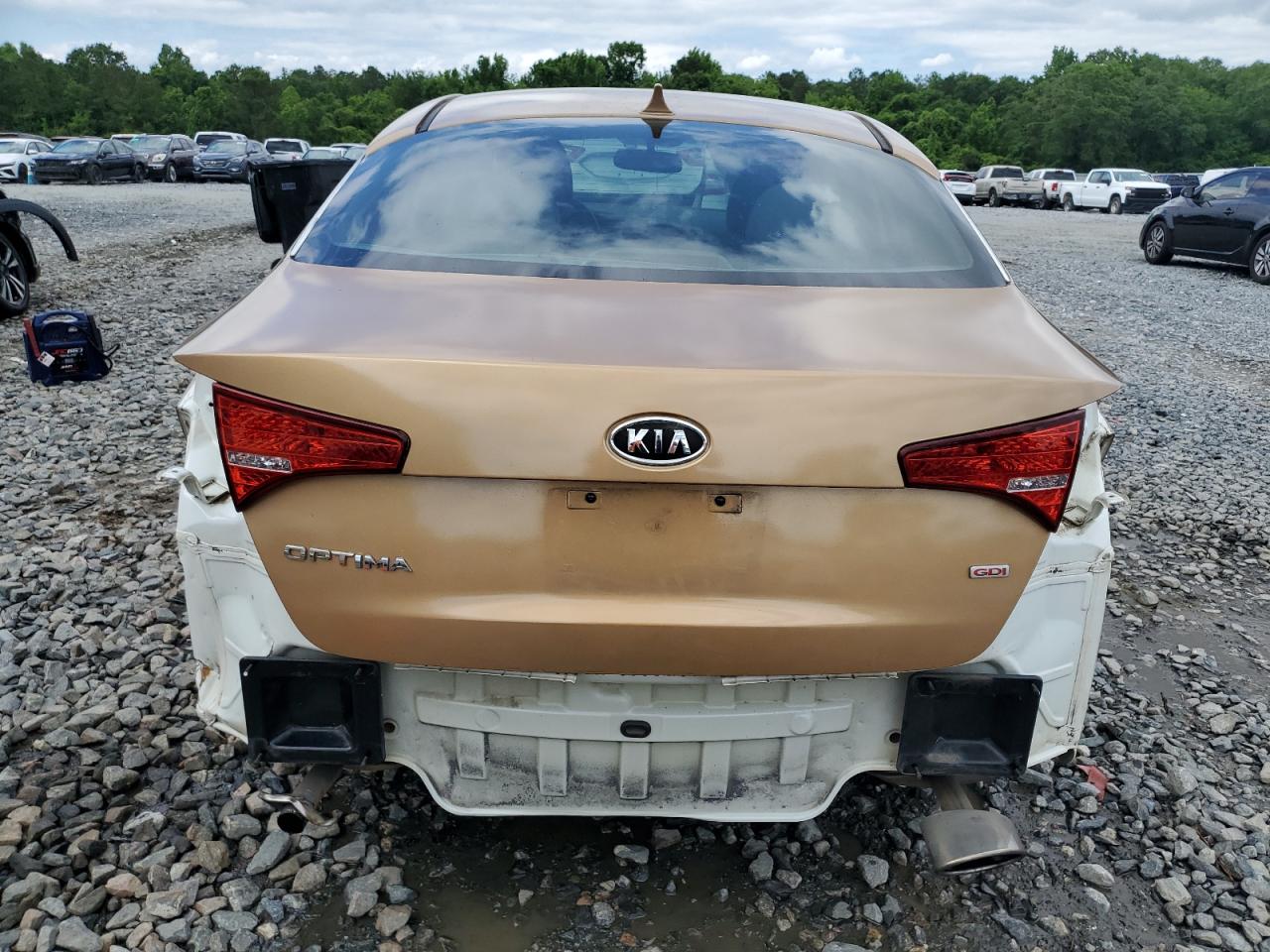 KNAGM4A70C5279718 2012 Kia Optima Lx