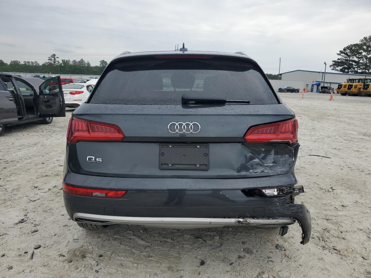 WA1BNAFY2K2124320 2019 Audi Q5 Premium Plus