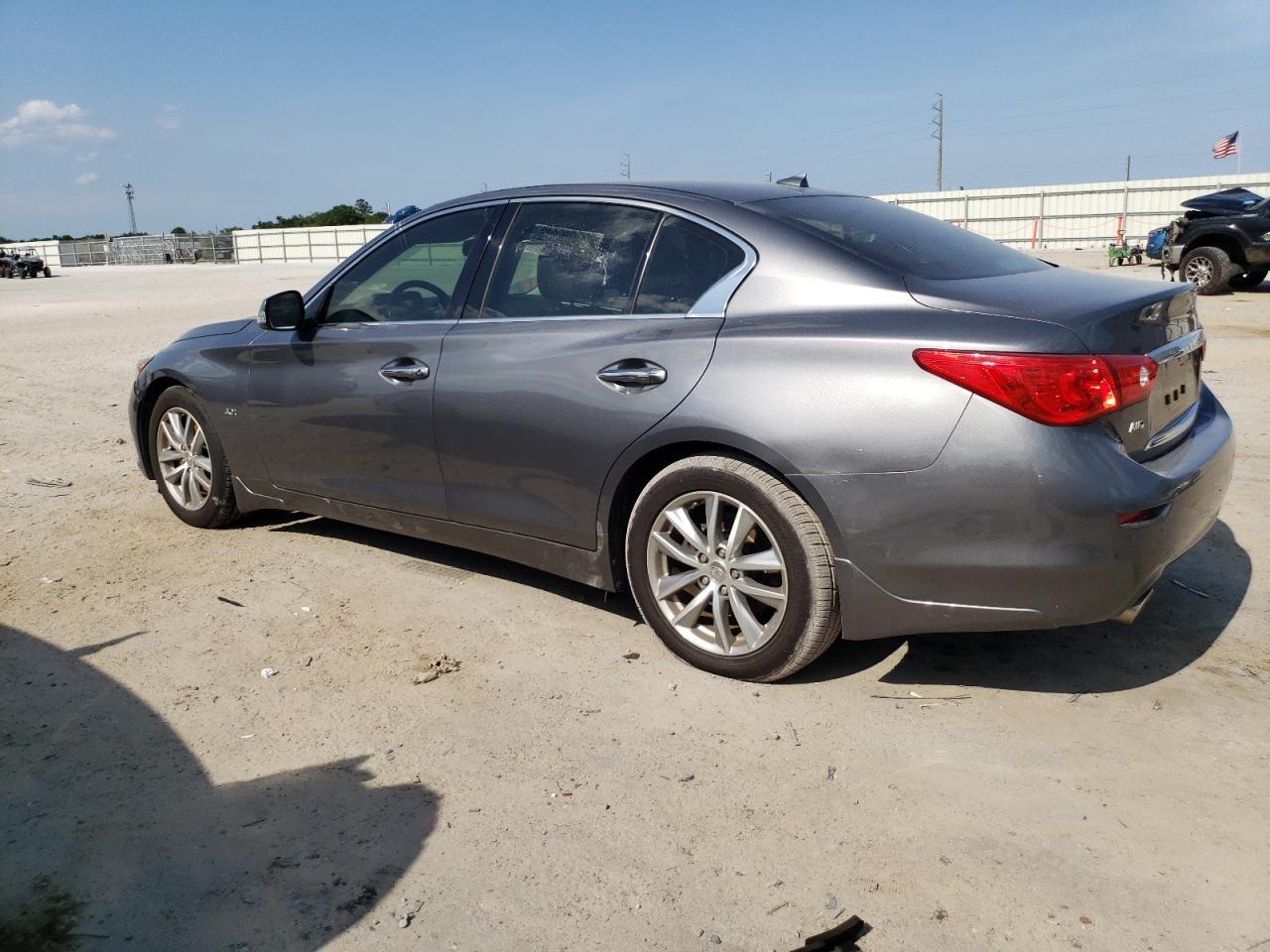 JN1EV7AR3HM830699 2017 Infiniti Q50 Premium