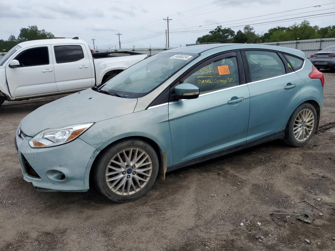 1FAHP3M2XCL381683 2012 Ford Focus Sel