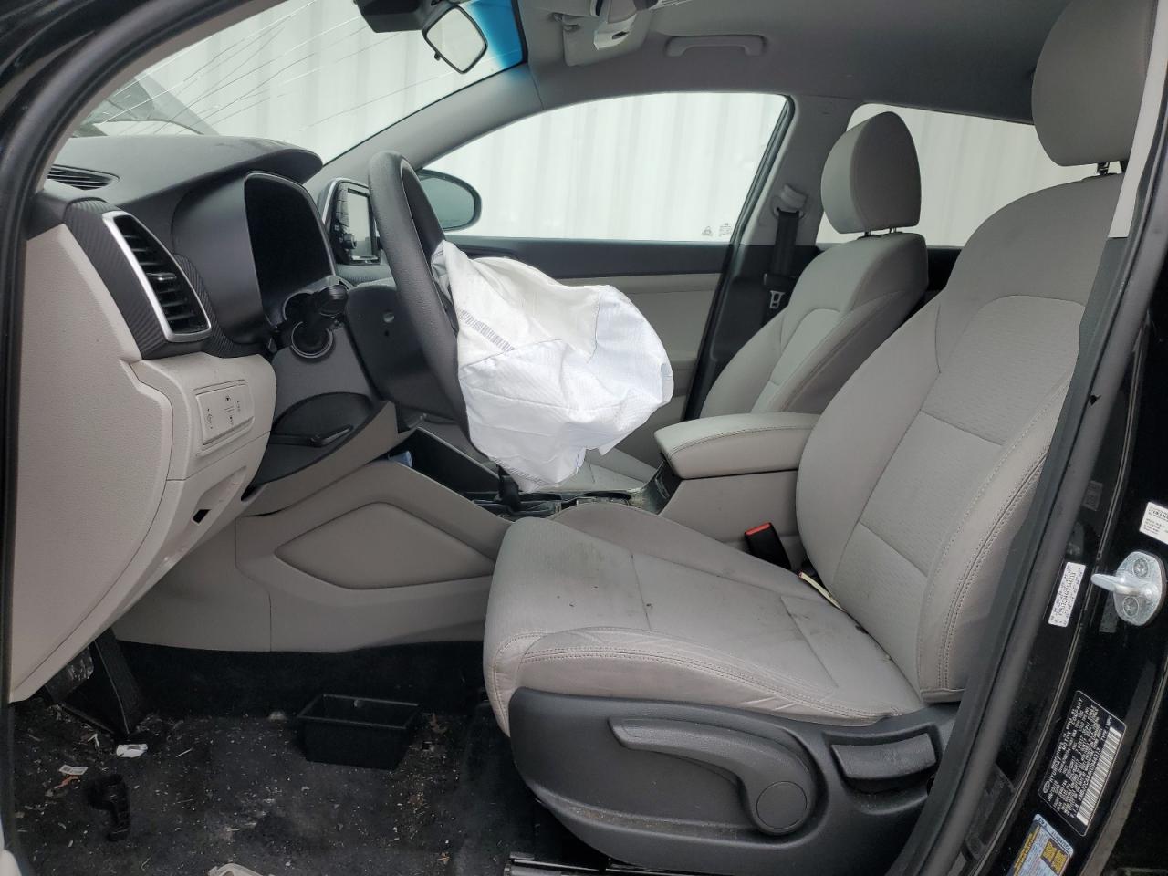 KM8J2CA44KU944313 2019 Hyundai Tucson Se